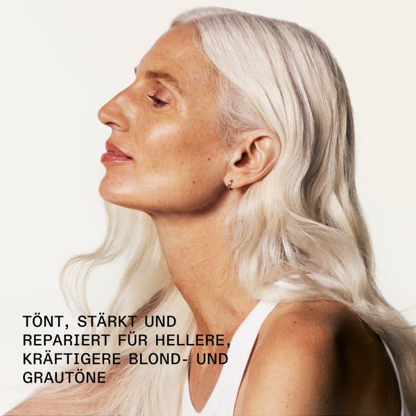 Original OLAPLEX® N°4P Blonde Enhancer Toning Shampoo