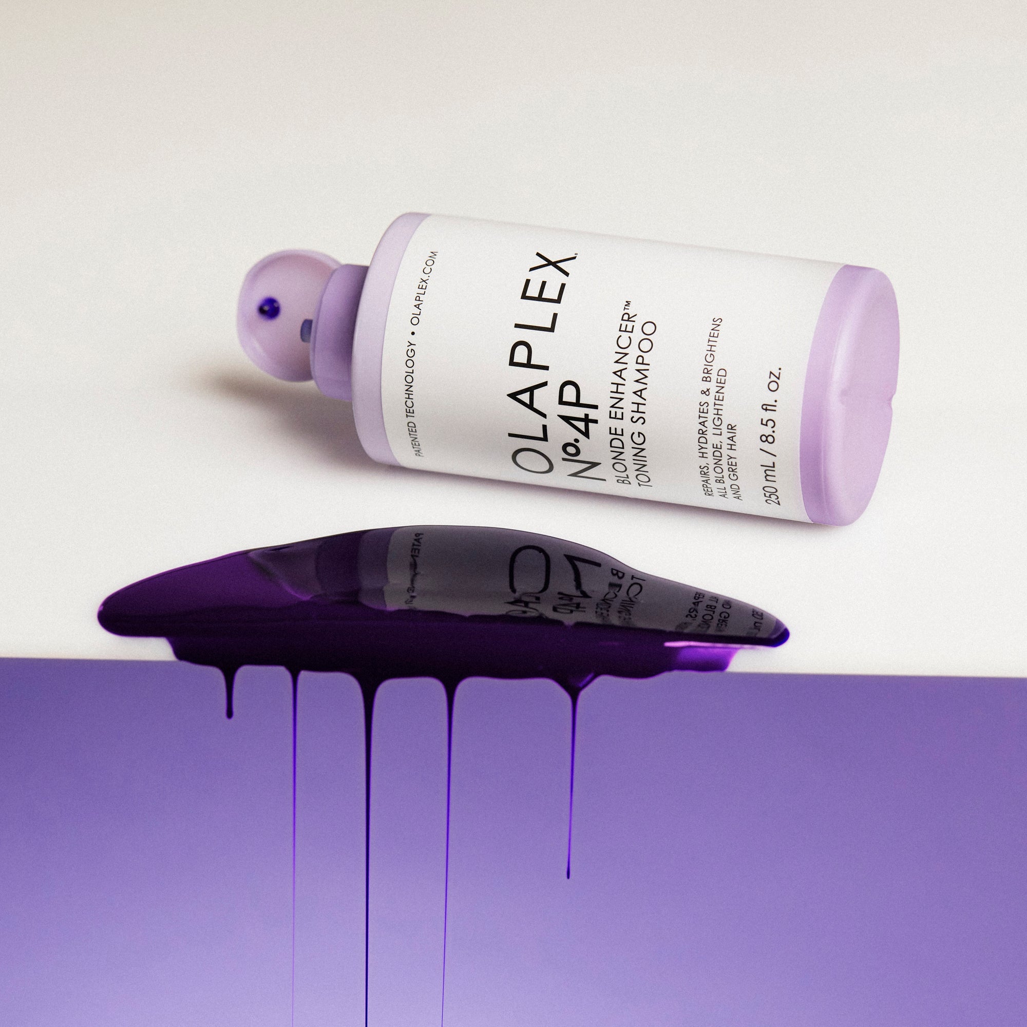 Original OLAPLEX® N°4P Blonde Enhancer Toning Shampoo